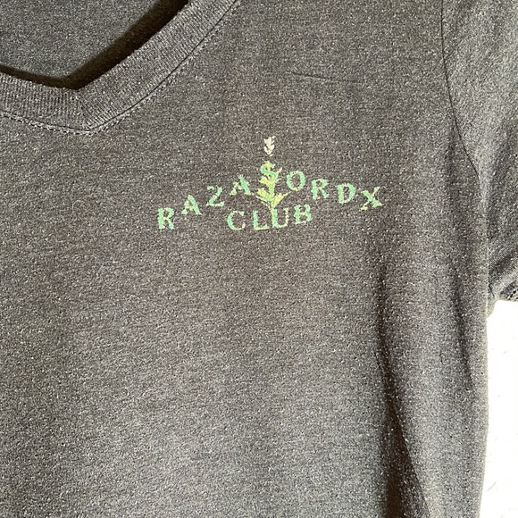 Women’s teen small vneck tee shirt, school shirt - Picture 4 of 13